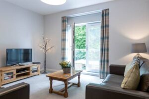 Inverness City Suites – Luxury Serviced Apartments