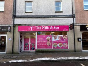 Top Nails and Spa