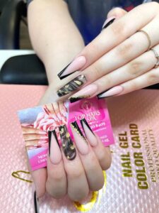 Top Nails and Spa